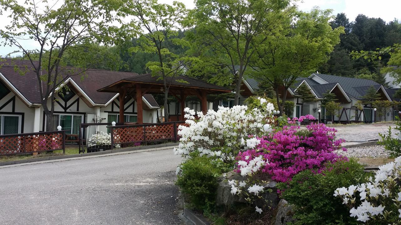 Pyeongchang Iris Pension Kültér fotó